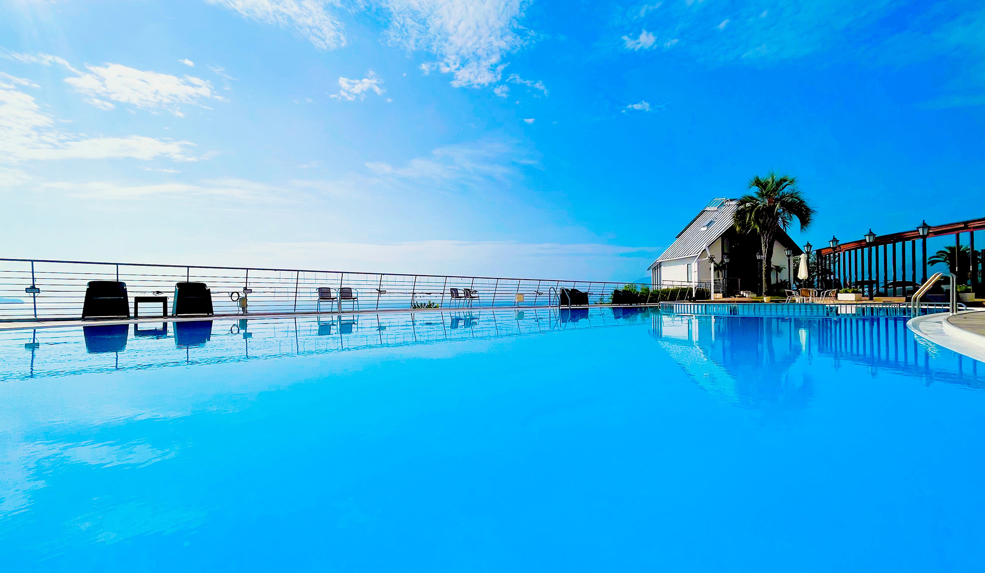 Pool & Activity Top | Grand Mercure Beppu Bay Resort & Spa [Official]