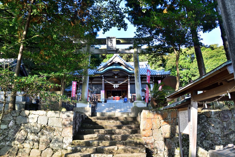 Hachimangamamon-jinja Shrine